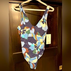 New!! Athleta 1-piece swimsuit